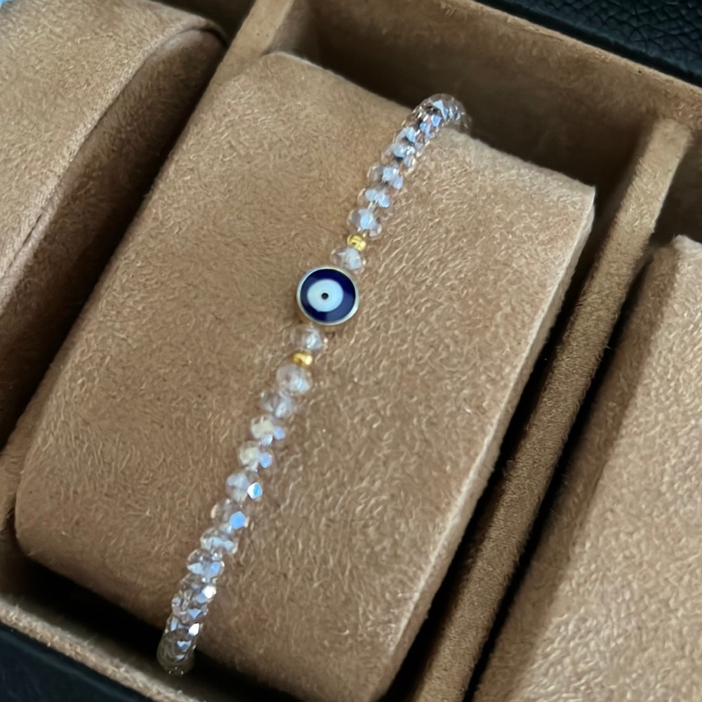 Beaded Evil Eye bracelet 🧿